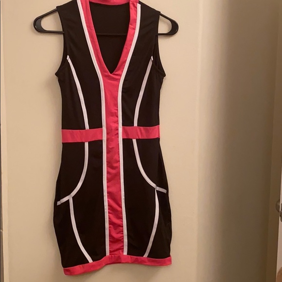 Mini dress - Picture 1 of 3